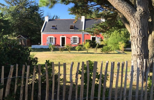 Locmaria House | Longere traditional ds hamlet near Locmaria.