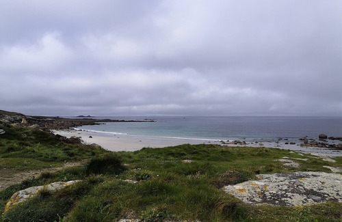 Plouarzel House | Longère wood and stone, between land and sea