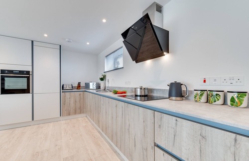 Porthleven House | Longitude 5° W - Three Bedroom House, Sleeps 6