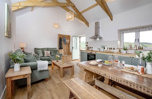 Paignton House | Longpark Linhay - Sleeps 4 guests in 2 bedrooms
