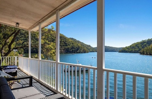 Berowra Waters House | Longview Waterfront House at Berowra Waters
