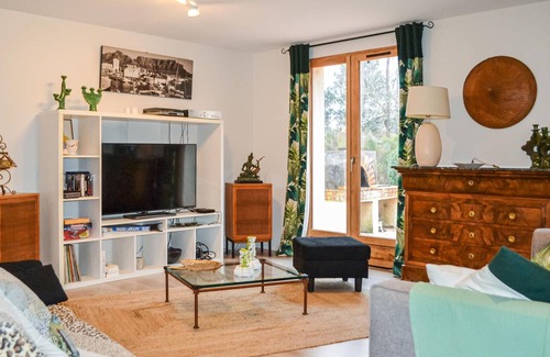 Hourtin House | Look forward to a wonderful vacation in this child-friendly vacation home not far from the sea.
