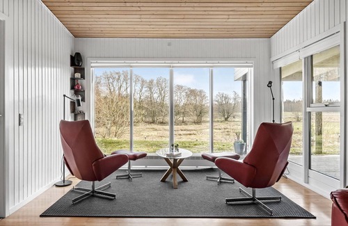 Ans House | Look forward to a wonderful vacation in this beautifully situated vacation home.