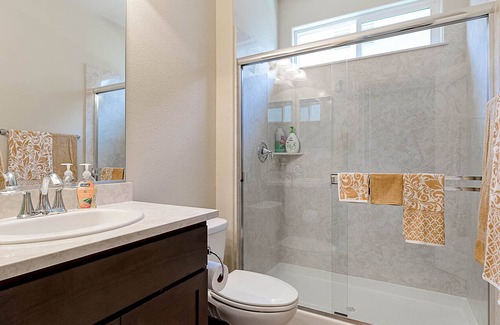 Lathrop House | Looking For A Nice Clean Space to Kick Back. STOP HERE!