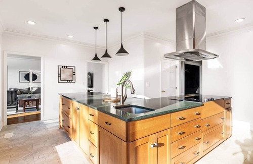 Trenton House | Lookout into the Sunset