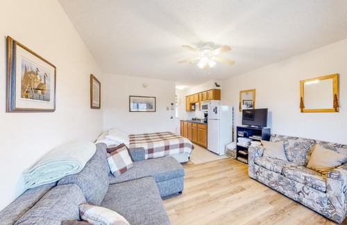 Rockwood Hotel | Loon Nest