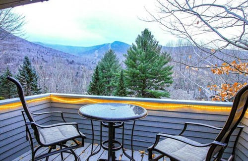 Lincoln House | Loon Outlook - Best View, Fireplace, <3min to Loon