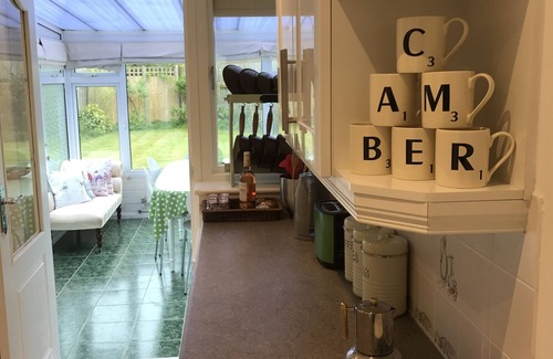 Camber House | Looney Dunes, Camber - 1 min to sand dunes, 2 sunny gardens, 3 bedrooms