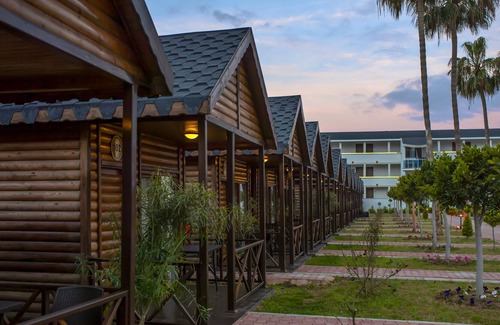 Seki Hotel | Lord Marina Hotel & Bungalows