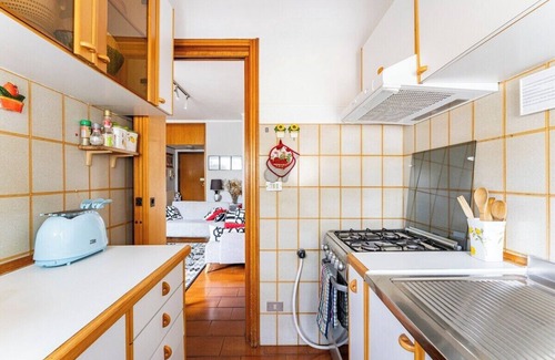 Quartiere XXXIII Lido di Ostia Ponente Apartment | Loretta's place! A modern, cozy, quiet and bright apartment