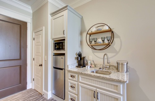 Lawrence County Apartment | Loretto Vacation Rental w/Community Resort Perks