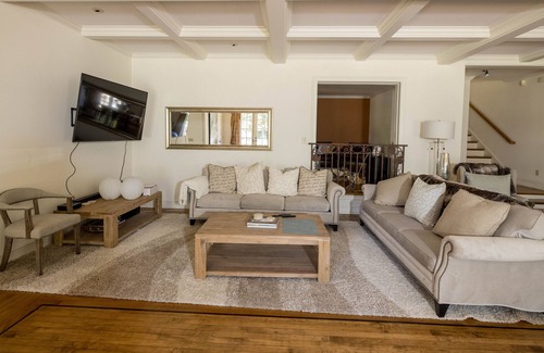 Los Altos Hills House | Los Altos Hills Getaway!