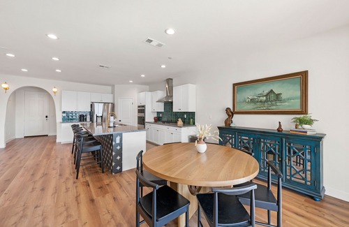 Coachella House | Los Arcos- 7 bedrooom, sleeps 19 Pool Home