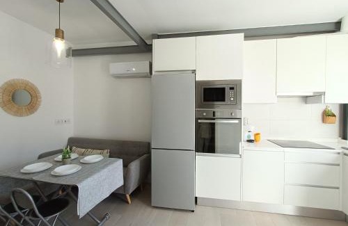 Cabo de Gata Apartment | Los Santos 2 Suites, playa a 1 min, 2 Hab, WiFi y Aire acondicionado