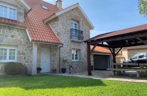 Ribeira House | Los tres robles