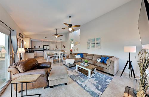 Port Aransas House | Lost Colony IV