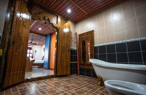 Tanjung Bungah Hotel | Lost Paradise Resort
