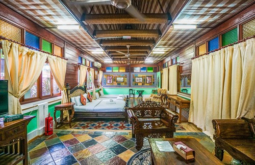 Tanjung Bungah Hotel | Lost Paradise Resort