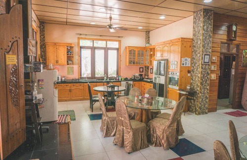 Tanjung Bungah Hotel | Lost Paradise Resort