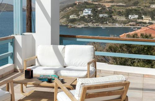 Kini Apartment | Lotos House - Unique Seaview Apartment