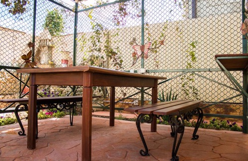 Blagoveshchenskaya House | Lotos Zelyonaya Krysha Guest House