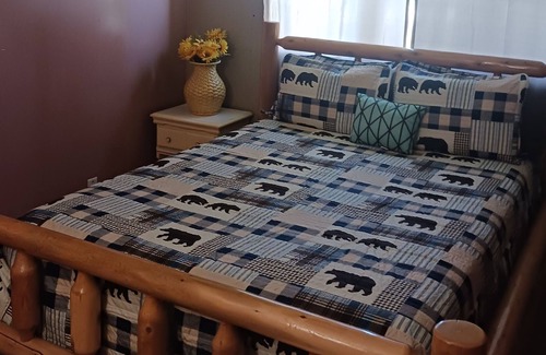 White Pine House | Lots of amenities, close to Lake Superior and Porcupine Mountains