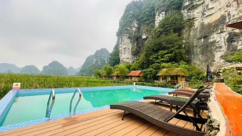 Hoa Lu House | Lotus Field Homestay