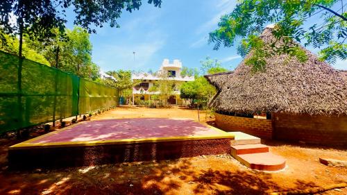 Auroville House | Lotus Garden Guest House