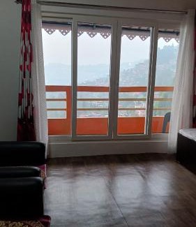 Darjeeling House | Lotus Homestay