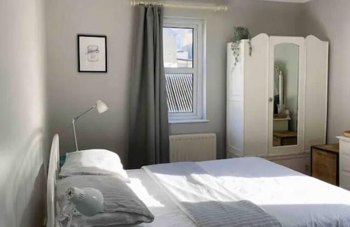 Bangor House | Loughview
