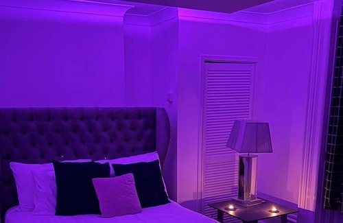 Bradford Apartment | Louis Vuitton Suite/ Medusa suite at Park View Apartments