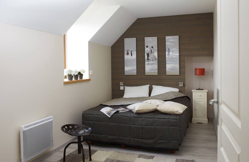 Plouegat-Moysan House | Louise's family room