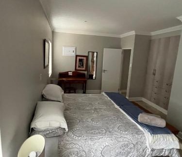 Glentana House | Louwtel Annex