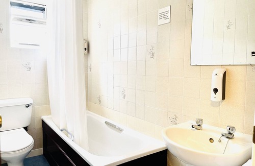 Perth Hotel | Lovat Hotel