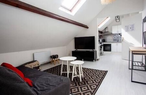 Aulnay-sous-Bois Apartment | Love House SPA 5 - Paris 93
