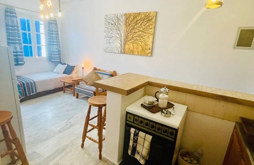 Posidonia Apartment | Love Limni No:3 in Peaceful Poseidonia