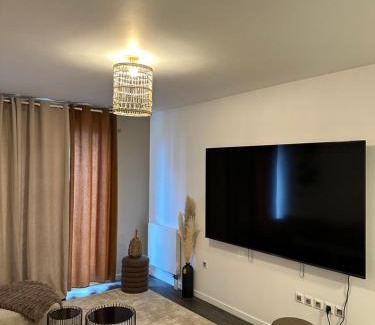 Cergy Apartment | Love room cergy 13h-18h uniquement