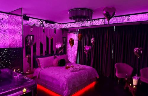 Voluntari Apartment | Love Room Secret-private jacuzzi spa & cinéma Bucuresti