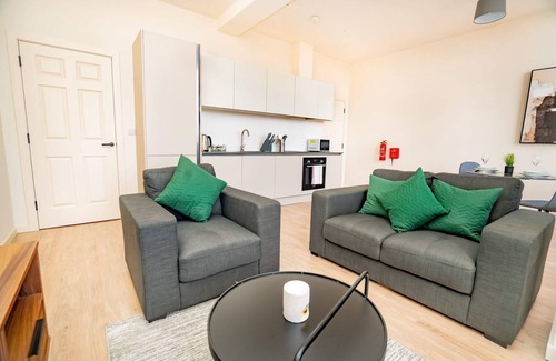 Newark Apartment | Lovely 1 Bed Apartment in Central Newark