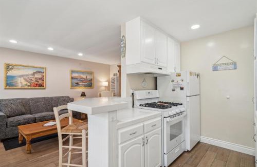 Carpinteria Apartment | Lovely 1 Bed Beach Condo #128