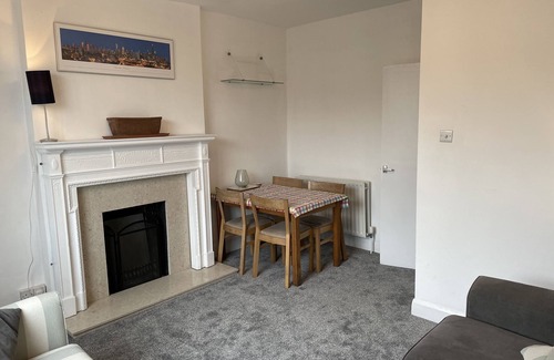 Trinity Apartment | Lovely 1 bed flat in quiet Wimbledon