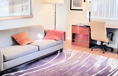 Fullerton Apartment | Lovely 1 Bedroom Apartment at Fullerton