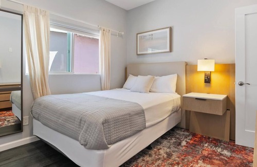 North Hollywood Cottage | Lovely 1 Bedroom House Near Universal & N. Hollywood