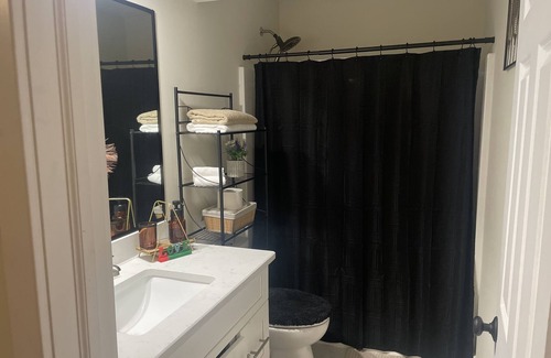 Mechanicstown Apartment | Lovely 1bedroom apartment located in a quiet neighborhood