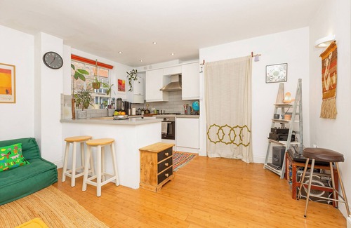 Stoke Newington Apartment | Lovely 1BR Flat in Clapton, 5mins Overground St.