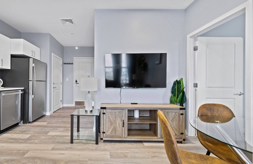 Everett Apartment | Lovely 1BR Near Encore Boston 8513