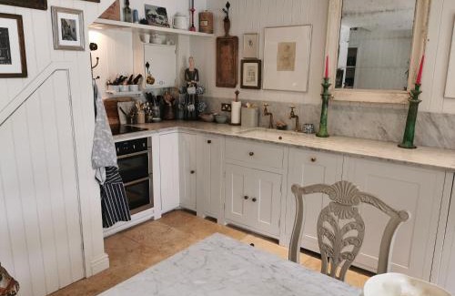 Barford St Martin House | Lovely 2 bed annexe near Salisbury