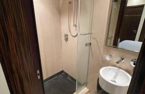 Jumeirah Lake Towers Apartment | Lovely 2 Bedroom Apartment in Hotel Building JLT