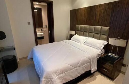 Jumeirah Lake Towers Apartment | Lovely 2 Bedroom Apartment in Hotel Building JLT