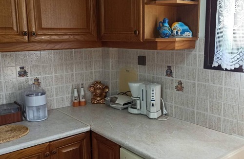 Paralia Porovitsis Villa | Lovely 2-Bedroom Villa in Akrata, all seasons!